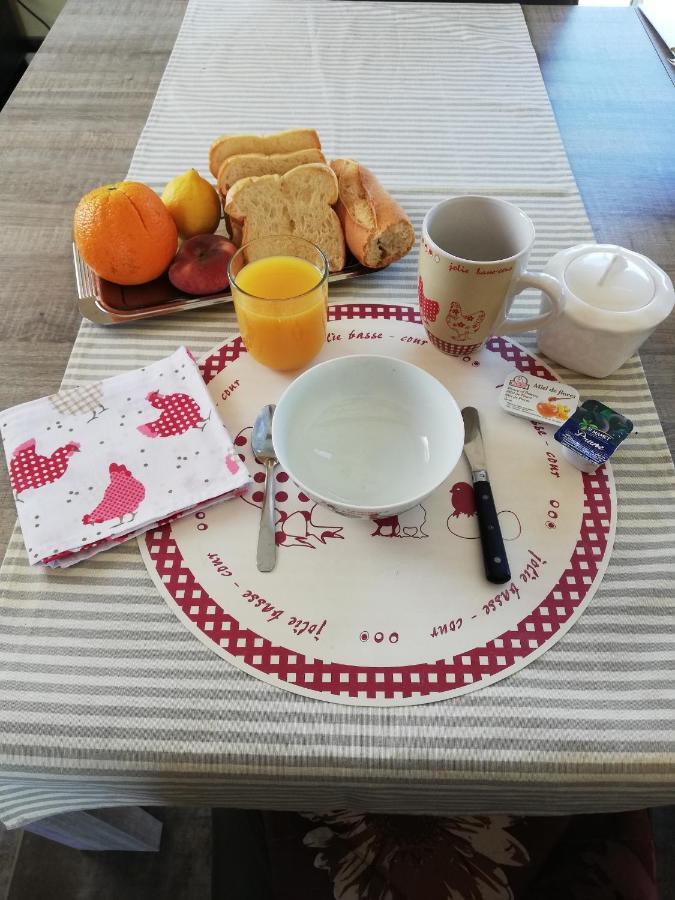 Du Coq A L'Ame Bed & Breakfast Naves  Екстериор снимка