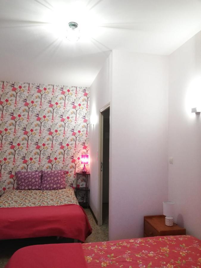 Du Coq A L'Ame Bed & Breakfast Naves  Екстериор снимка