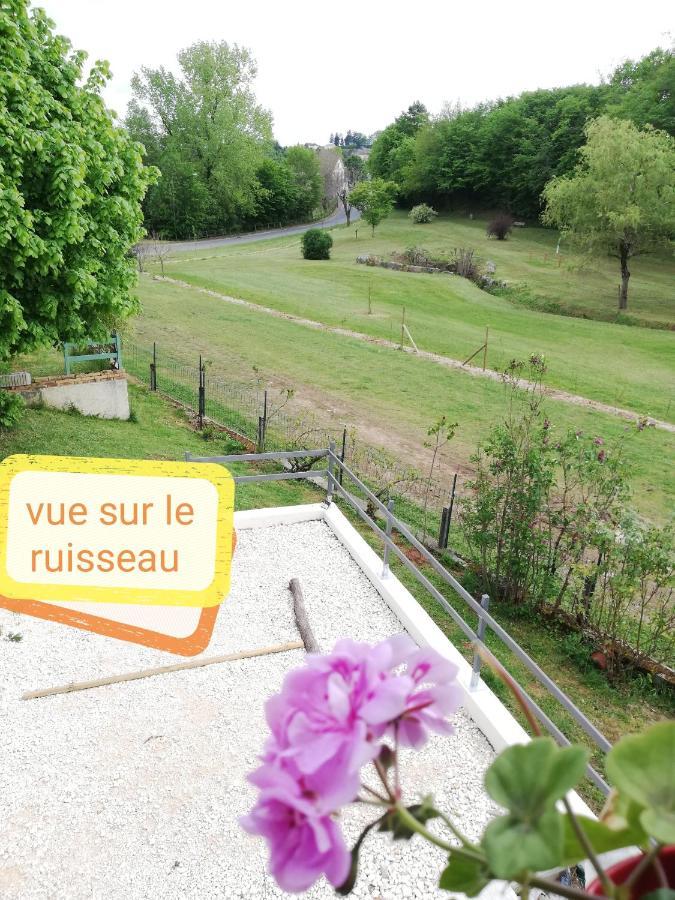 Du Coq A L'Ame Bed & Breakfast Naves  Екстериор снимка