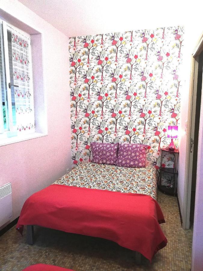Du Coq A L'Ame Bed & Breakfast Naves  Екстериор снимка
